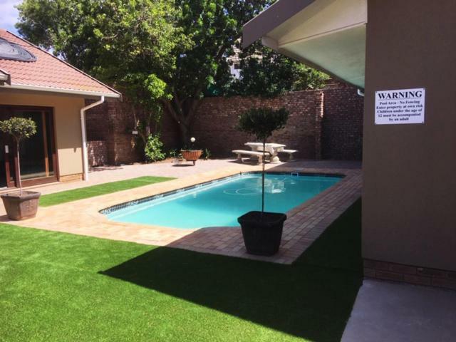 21 On Klein Karoo Apartment Oudtshoorn Exterior foto